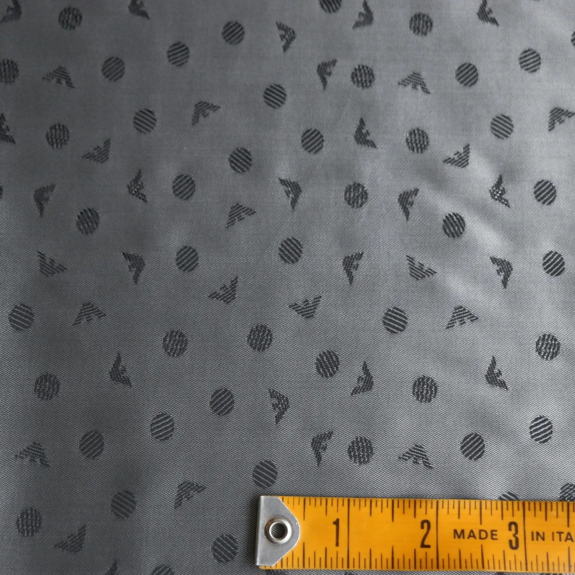 Embossed Black - Fancy Lining